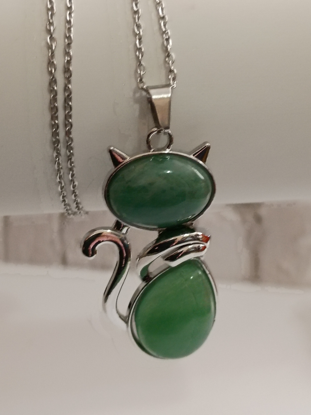 Green Aventurine Natural Crystal Gemstone Cat Pendant Necklace Stainless Steel